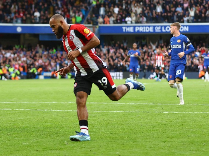 **Manchester United Ajukan Tawaran Terakhir untuk Dapatkan Bryan Mbeumo dari Brentford**