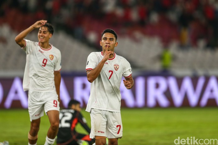 **Timnas Indonesia Perkenalkan Jersey Baru Putih Vs Jepang**
