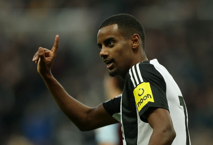 **Newcastle Yakin, Liverpool Nggak Sanggup Beli Isak: Kebuntuan di Bursa Transfer?**