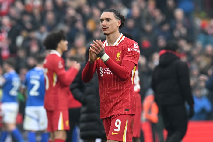 **Napoli Belum Menyerah Kejar Darwin Nunez, tapi Harga Jadi Batu Sandungan**