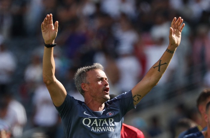 **PSG Menuju Peringatan Besar, Enrique Ingatkan Musim Man City yang Gagal**