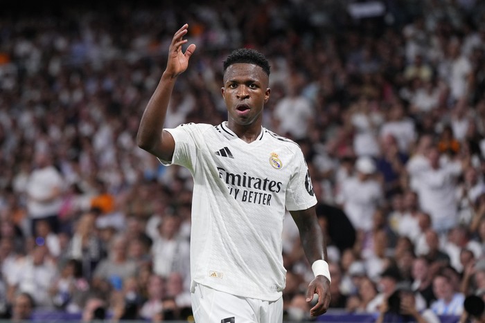 Kans Vinicius Pecahkan Rekor Transfer Termahal dengan Tawaran Arab Saudi