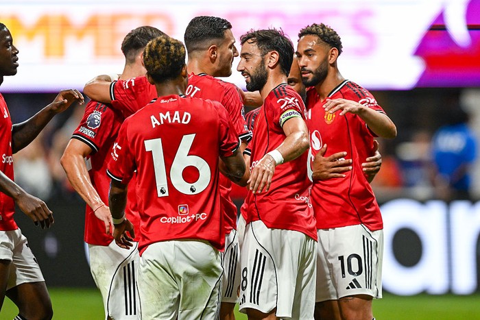 **Karena Bruno Fernandes Tak Mau Buat Fans MU Lebih Kecewa: Performa dan Ambisi di Pramusim**