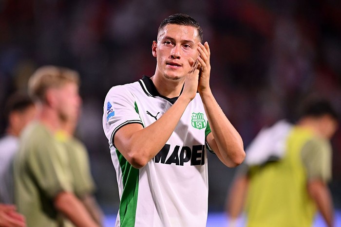 Statistik Duel Emil Audero Vs Jay Idzes: Kisah Indonesia di Serie A yang Mengejutkan