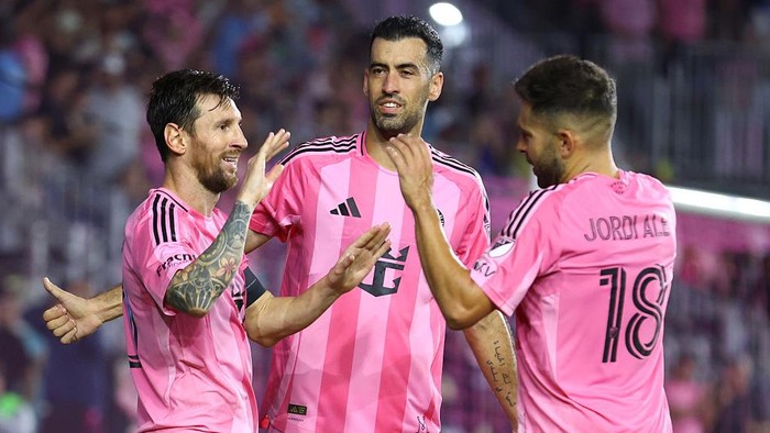 **Sergio Busquets Pertimbangkan Pensiun di Inter Miami: Menuju Akhir Era di MLS**