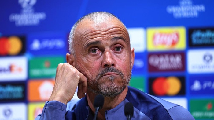 Luis Enrique Jadi Pelatih Terbaik 2025 Raih Johan Cruyff Trophy - Update 1