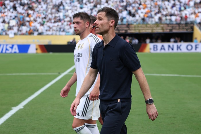 Xabi Alonso Tangkal Isu Federico Valverde di Real Madrid