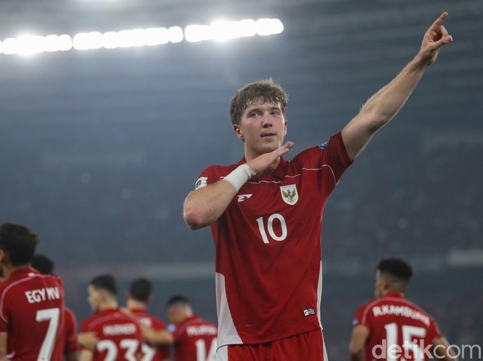**Ole Romeny dan Manifestasi Positif: Menuju Kemenangan Indonesia di Babak 4 Kualifikasi Piala Dunia 2026**