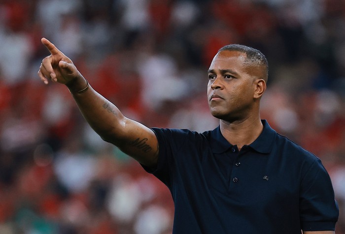 Tolong Lebih Jeli, Patrick Kluivert! Apakah Ini Pertanda Depolarisasi Tim?