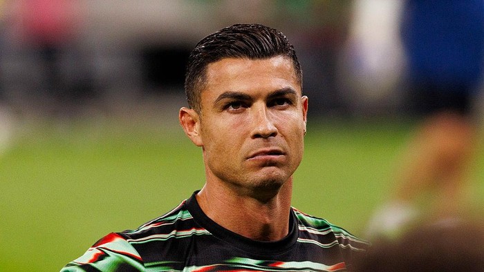 Karena Cristiano Ronaldo Takut Botak: Kebiasaan Penjaga Kesehatan Tubuh yang Menakjubkan