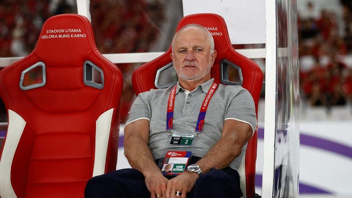 Graham Arnold: Lawan Indonesia, Irak Jangan Terganggu Keputusan Wasit! - Update 1