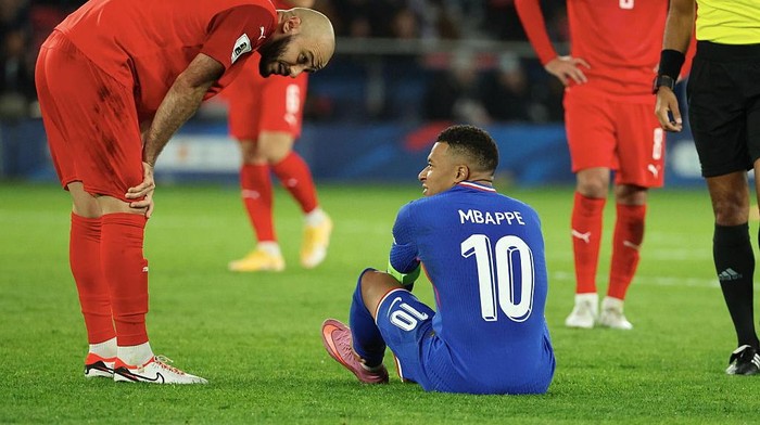 Duh! Cedera Mbappe Kambuh saat Bela Prancis, Timnas Terancam Rugi Besar!