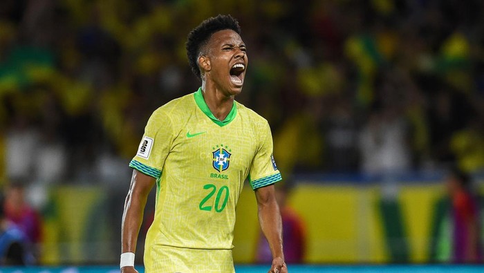 Estevao Cemerlang, Casemiro Ingatkan Tekanan - Update 1