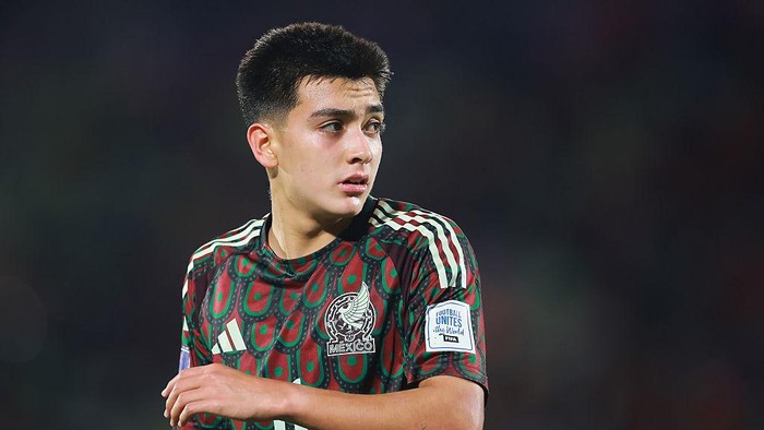 Gelandang Meksiko Ini Jadi Incaran Barcelona dan Madrid!