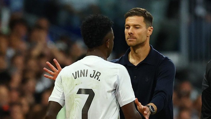 **Bom Waktu Antara Vinicius dan Xabi Alonso: Ketegangan di El Clasico**
