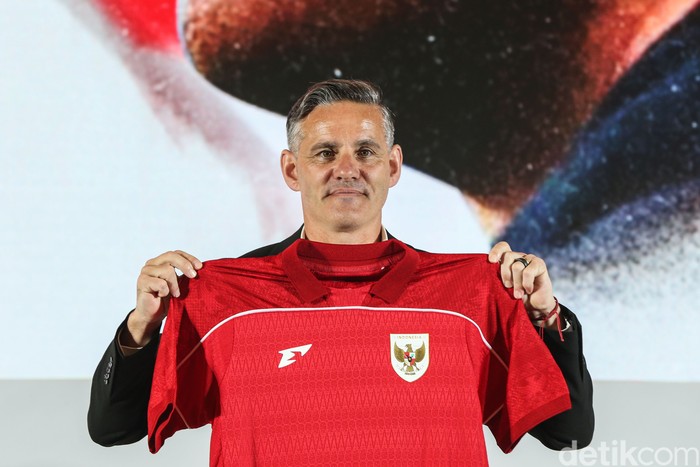 Arya Sinulingga: John Herdman Tuh Orangnya yang Bikin Timnas Kebanjiran Kritik!